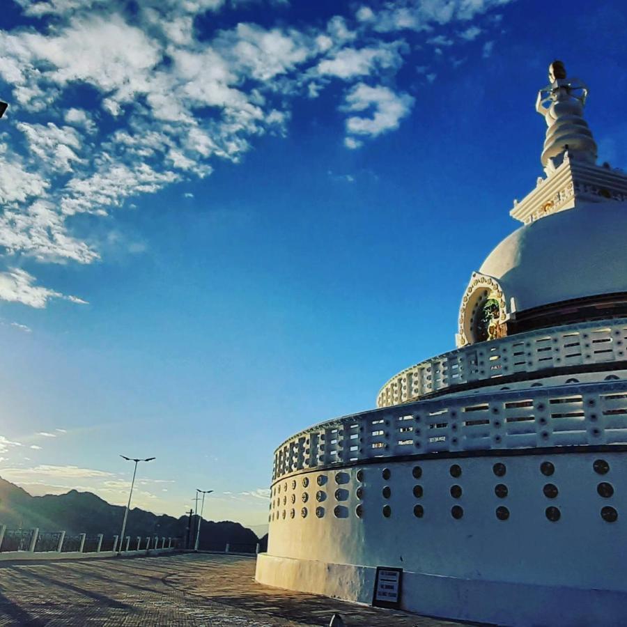 Ladakh Country Inn Leh Bagian luar foto