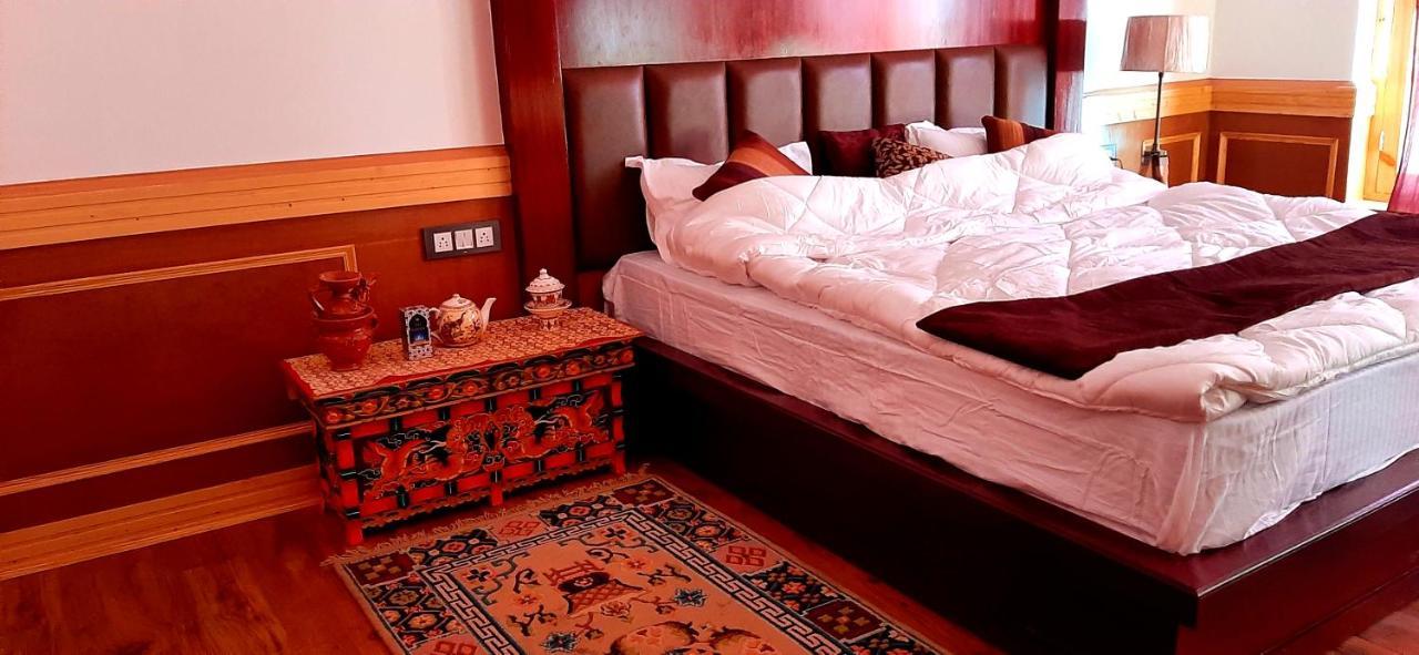 Ladakh Country Inn Leh Bagian luar foto