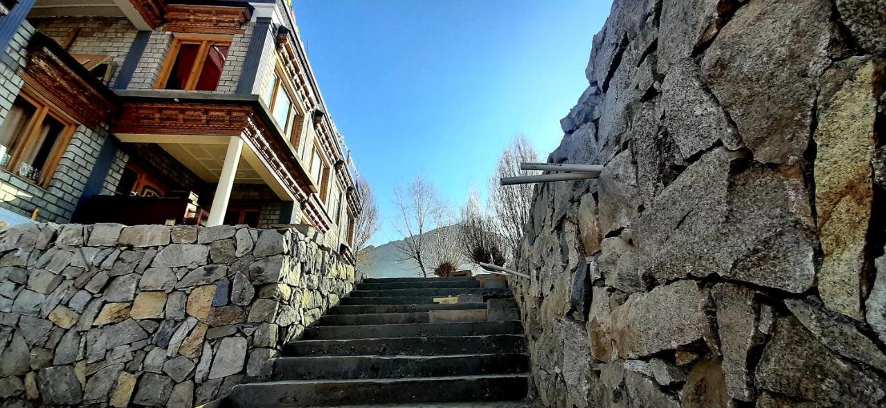 Ladakh Country Inn Leh Bagian luar foto