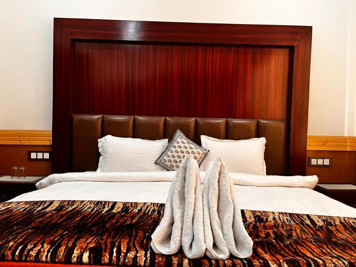 Ladakh Country Inn Leh Bagian luar foto
